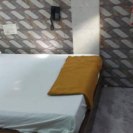 Glitz Hotels Sai Guest House - Nr Inorbit Mall Vashi Navi Mumbai Exterior foto