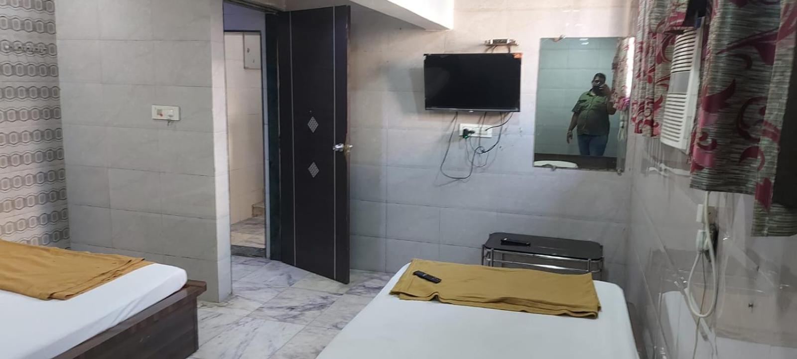 Glitz Hotels Sai Guest House - Nr Inorbit Mall Vashi Navi Mumbai Exterior foto