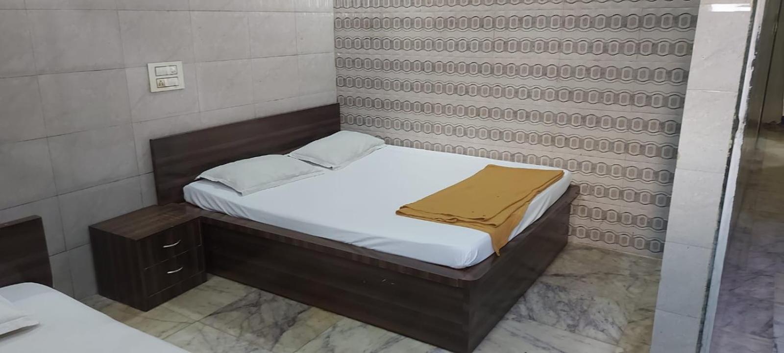 Glitz Hotels Sai Guest House - Nr Inorbit Mall Vashi Navi Mumbai Exterior foto