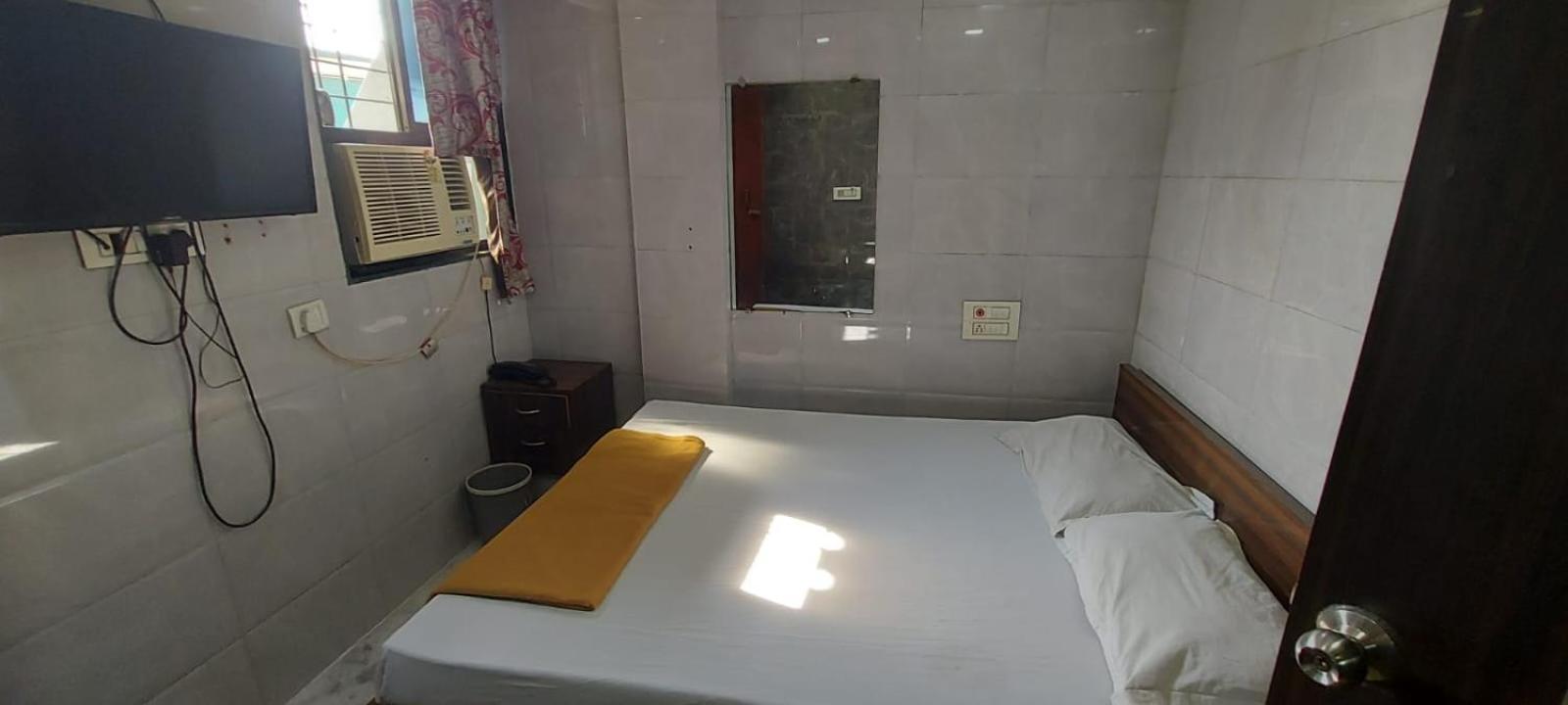 Glitz Hotels Sai Guest House - Nr Inorbit Mall Vashi Navi Mumbai Exterior foto