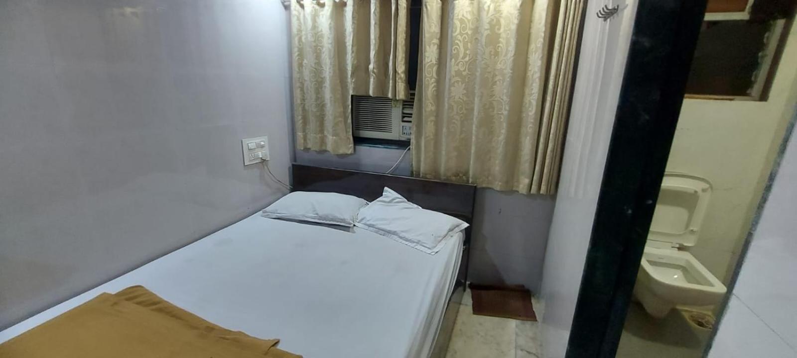Glitz Hotels Sai Guest House - Nr Inorbit Mall Vashi Navi Mumbai Exterior foto